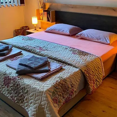 Apartment Dreams 35